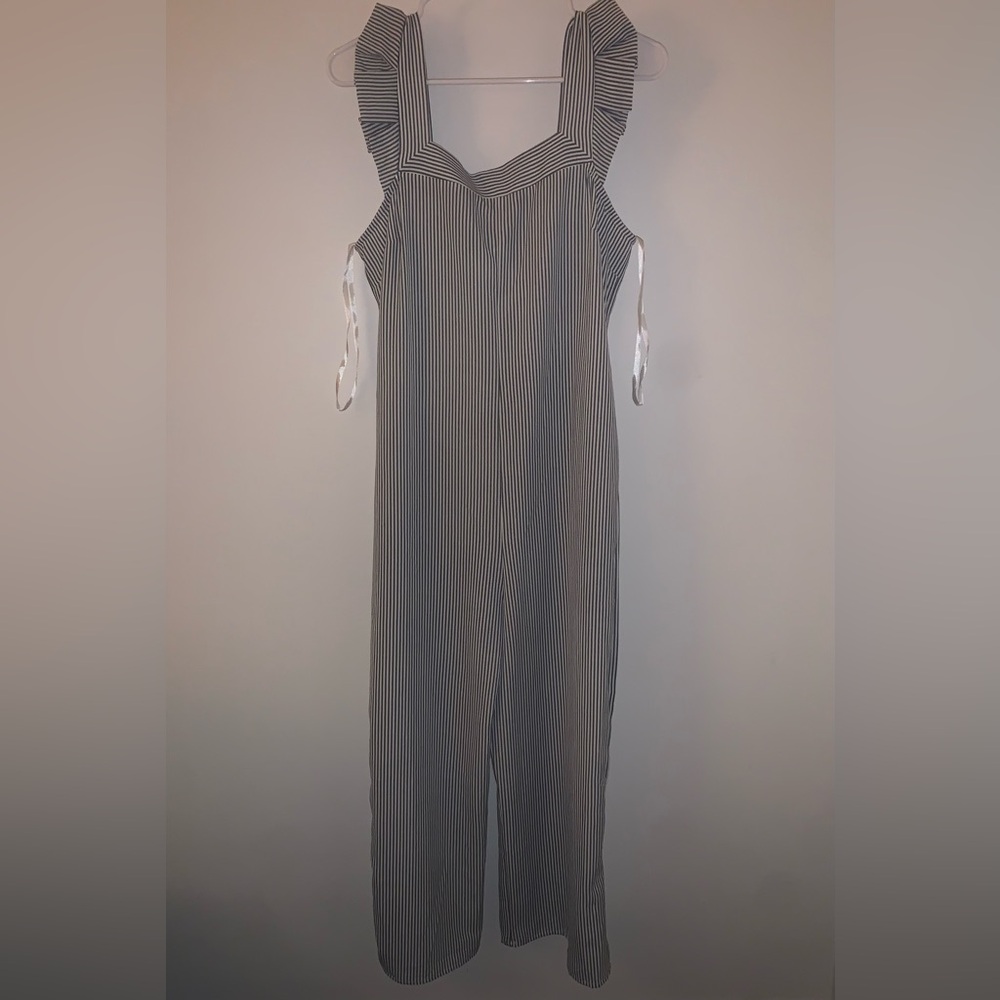 Chic Striped Gray and White Jumpsuit
